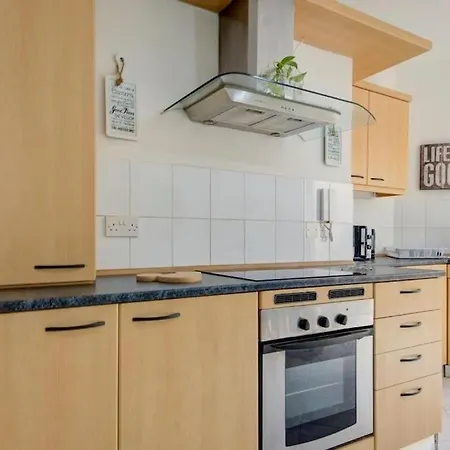 Spacious In St'julians By Sf Homes Apartment *