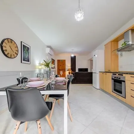 公寓 Spacious In St'julians By Sf Homes