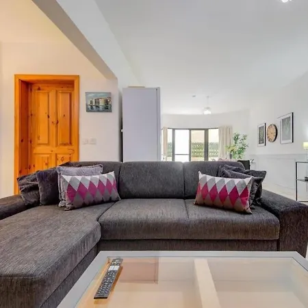 Spacious In St'julians By Sf Homes Apartment Saint Julian's